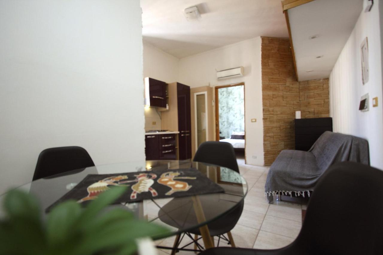 San Giovanni Holiday House Apartman Róma Kültér fotó